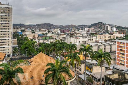 Apartamento à venda com 60m², 2 quartos e 1 vaga Apartamento à venda com 60m², 2 quartos e 1 vagaVista da Área de Serviço