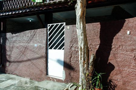 Casa à venda com 190m², 3 quartos e sem vagaFrente