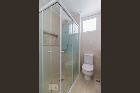 Apartamento à venda com 93m², 2 quartos e 2 vagas Apartamento à venda com 93m², 2 quartos e 2 vagasBanheiro da suíte