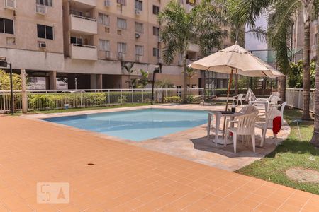 Apartamento para alugar com 60m², 2 quartos e 1 vagaPiscina