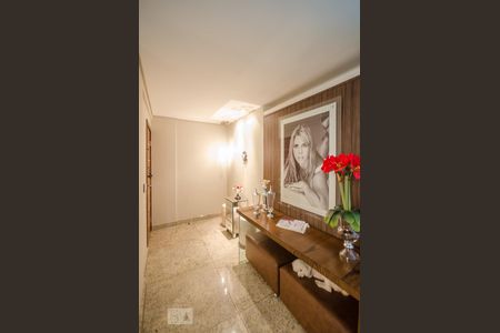 Entrada de apartamento à venda com 4 quartos, 150m² em Buritis, Belo Horizonte