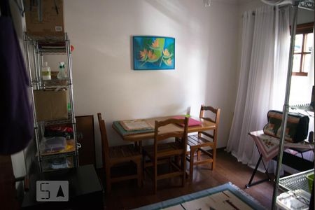 Casa à venda com 342m², 4 quartos e 4 vagas Casa à venda com 342m², 4 quartos e 4 vagasSuite 2