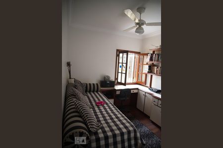 Casa à venda com 342m², 4 quartos e 4 vagas Casa à venda com 342m², 4 quartos e 4 vagasSuite 3