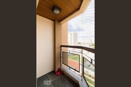 Apartamento para alugar com 62m², 2 quartos e 1 vagaSacada