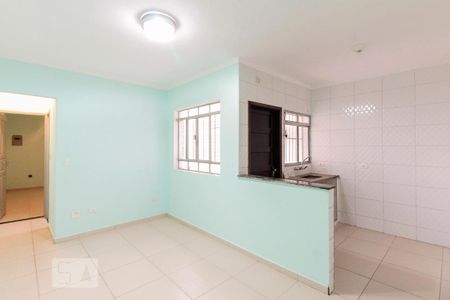 Sala de casa para alugar com 1 quarto, 45m² em Vila Lúcia, São Paulo