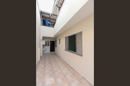 Quintal/Fachada de casa para alugar com 1 quarto, 45m² em Vila Lúcia, São Paulo
