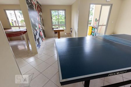 Apartamento para alugar com 65m², 2 quartos e 2 vagasÁrea Comum Salão de Jogos