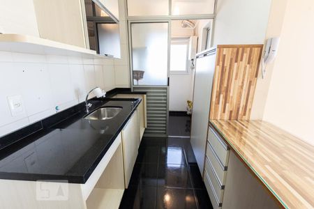 Apartamento para alugar com 65m², 2 quartos e 2 vagasCozinha