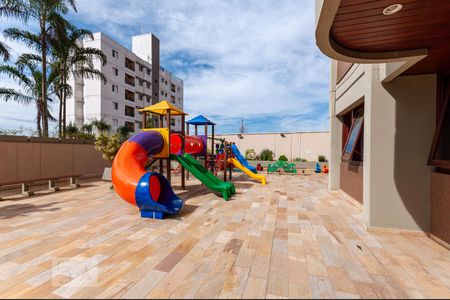 Apartamento à venda com 98m², 2 quartos e 2 vagasÁrea Comum - Playground