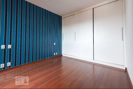 Apartamento à venda com 98m², 2 quartos e 2 vagasQuarto 2 - Suíte