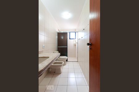Apartamento à venda com 98m², 2 quartos e 2 vagasBanheiro Quarto 2 - Suíte