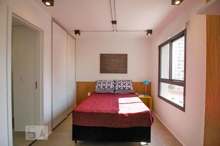 Quarto de kitnet/studio para alugar com 1 quarto, 42m² em Vila Pompéia, São Paulo