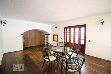 Sala 4 de casa para alugar com 2 quartos, 490m² em Mangabeiras, Belo Horizonte