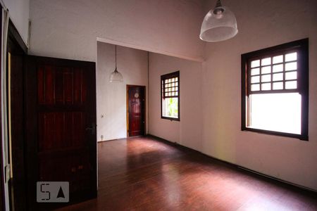 Sala 1 de casa para alugar com 2 quartos, 490m² em Mangabeiras, Belo Horizonte