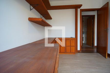 Quarto 1 de apartamento para alugar com 4 quartos, 190m² em Rio Branco, Porto Alegre