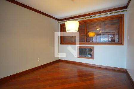 Sala de apartamento para alugar com 4 quartos, 190m² em Rio Branco, Porto Alegre
