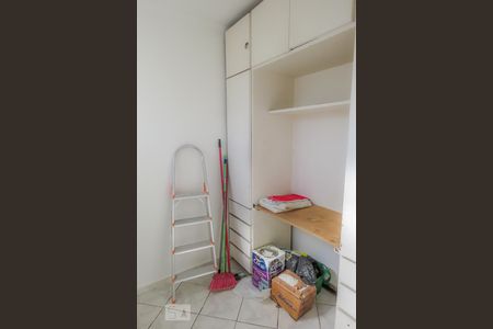 Apartamento à venda com 69m², 2 quartos e 1 vaga Apartamento à venda com 69m², 2 quartos e 1 vagaQuarto de serviço