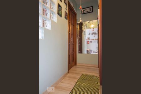Apartamento à venda com 82m², 2 quartos e sem vaga Apartamento à venda com 82m², 2 quartos e sem vagaCorredor quartos