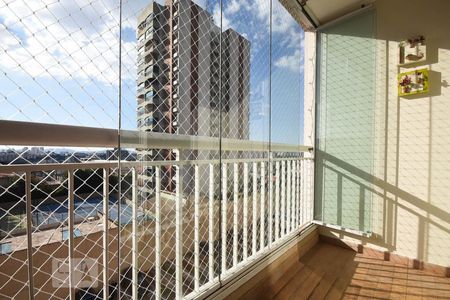 Varanda de apartamento à venda com 3 quartos, 70m² em Butantã, São Paulo