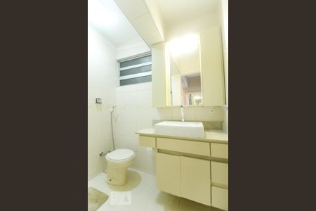 Apartamento para alugar com 65m², 2 quartos e 1 vagaBanheiro