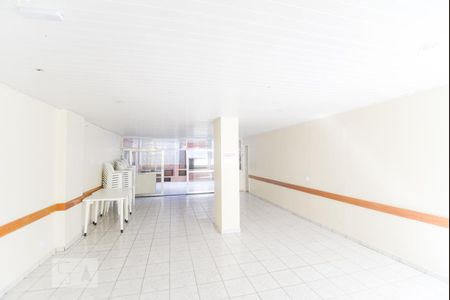 Apartamento para alugar com 65m², 2 quartos e 1 vagaÁrea comum - Salão de festas