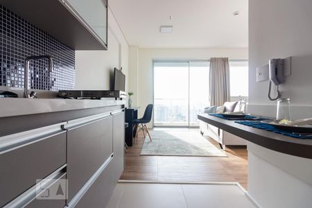 Studio para alugar com 34m², 1 quarto e 1 vaga Studio para alugar com 34m², 1 quarto e 1 vagaCozinha