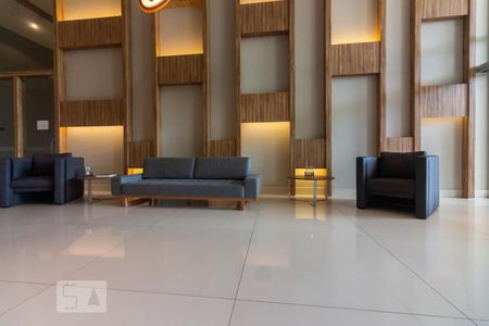 Studio para alugar com 34m², 1 quarto e 1 vaga Studio para alugar com 34m², 1 quarto e 1 vagaHall de Entrada