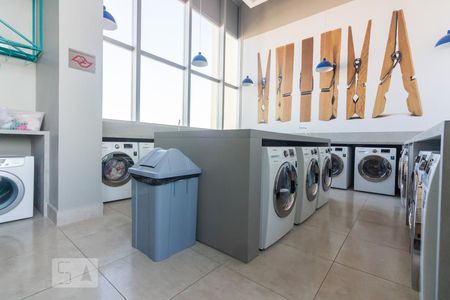 Studio para alugar com 34m², 1 quarto e 1 vaga Studio para alugar com 34m², 1 quarto e 1 vagaLavanderia