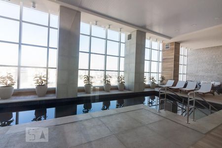 Studio para alugar com 34m², 1 quarto e 1 vaga Studio para alugar com 34m², 1 quarto e 1 vagaPiscina