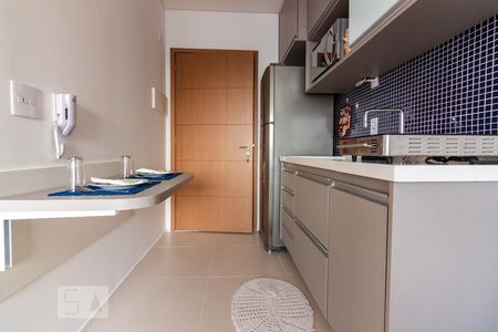 Studio para alugar com 34m², 1 quarto e 1 vaga Studio para alugar com 34m², 1 quarto e 1 vagaCozinha
