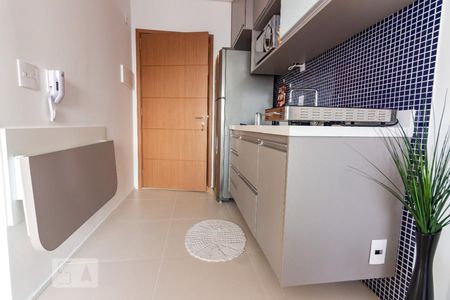 Studio para alugar com 34m², 1 quarto e 1 vaga Studio para alugar com 34m², 1 quarto e 1 vagaCozinha
