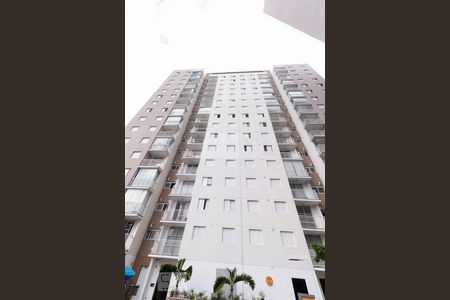 Apartamento à venda com 45m², 2 quartos e 1 vaga Apartamento à venda com 45m², 2 quartos e 1 vagaFachada