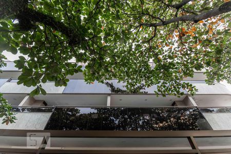 Apartamento à venda com 105m², 3 quartos e 2 vagasFachada