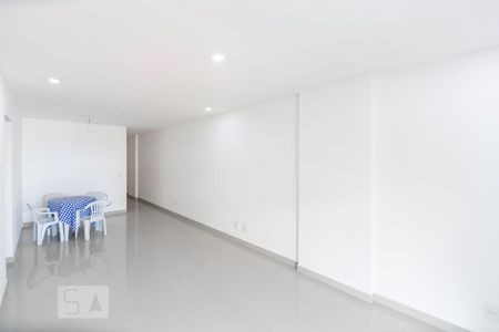 Apartamento à venda com 105m², 3 quartos e 2 vagasSala
