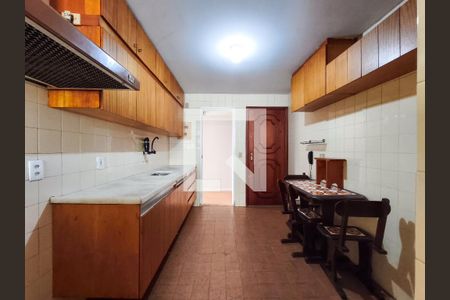 Apartamento à venda com 76m², 2 quartos e 1 vagaCozinha