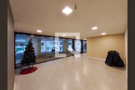 Apartamento à venda com 76m², 2 quartos e 1 vagaÁrea comum