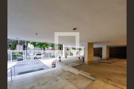 Apartamento à venda com 76m², 2 quartos e 1 vagaÁrea comum