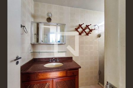 Apartamento à venda com 76m², 2 quartos e 1 vagaBanheiro da Suíte