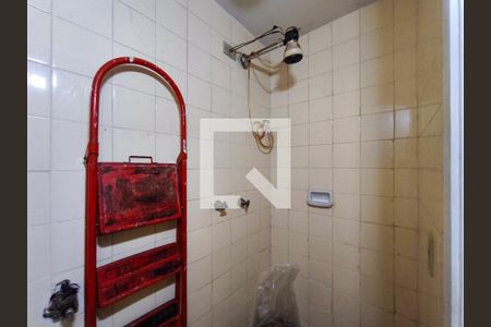 Apartamento à venda com 76m², 2 quartos e 1 vagaBanheiro de serviço