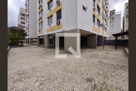 Apartamento à venda com 76m², 2 quartos e 1 vagaÁrea comum - Playground
