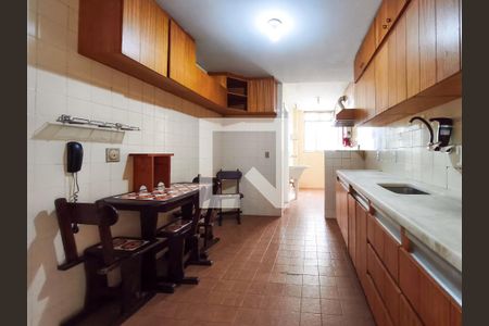 Apartamento à venda com 76m², 2 quartos e 1 vagaCozinha
