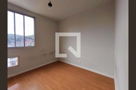 Apartamento à venda com 76m², 2 quartos e 1 vagaQuarto