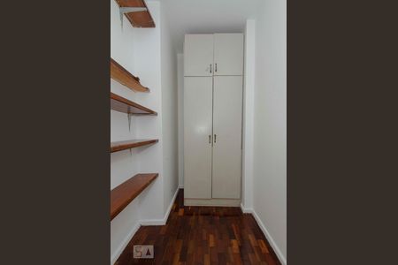 Apartamento à venda com 70m², 2 quartos e 1 vagaQuarto de Serviço