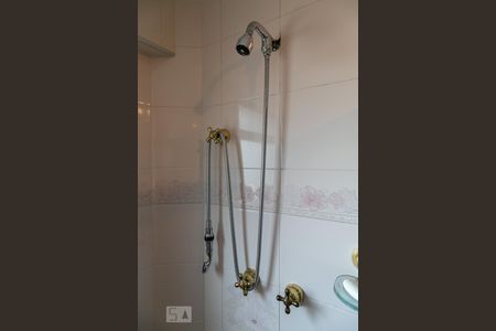 Apartamento à venda com 312m², 4 quartos e 4 vagas Apartamento à venda com 312m², 4 quartos e 4 vagasDetalhe do banheiro da suíte 1