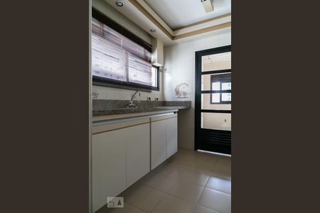 Apartamento à venda com 312m², 4 quartos e 4 vagas Apartamento à venda com 312m², 4 quartos e 4 vagasCozinha