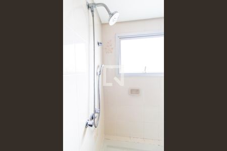 Detalhe do Banheiro da Suite de apartamento para alugar com 3 quartos, 101m² em Ahu, Curitiba