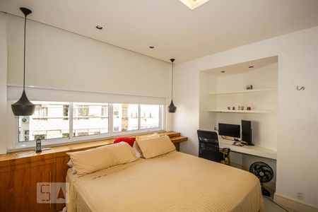 Apartamento à venda com 135m², 3 quartos e 1 vagaSuite
