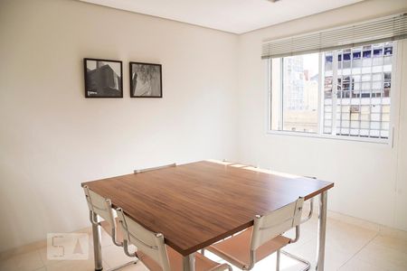Apartamento para alugar com 40m², 1 quarto e 1 vagaOffice 
