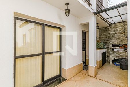 Casa à venda com 200m², 3 quartos e 3 vagasQuintal