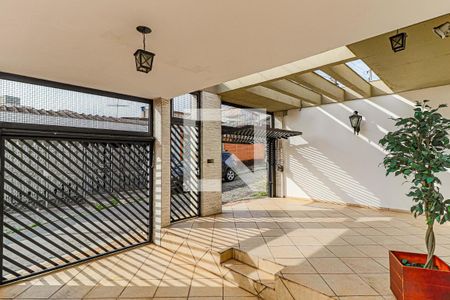 Casa à venda com 200m², 3 quartos e 3 vagasGaragem